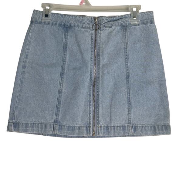 FOREVER 21 Full Zip Denim Jean Mini Skirt. Size: 26 Waist - Picture 1 of 5